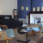 Bed & Breakfast Au Détour Du Larrech