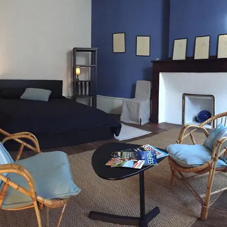 Bed & Breakfast Au Détour Du Larrech