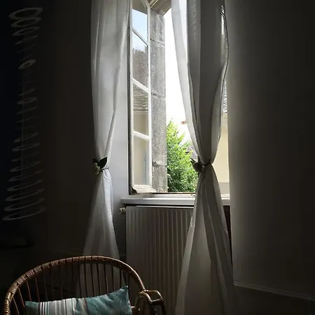 Au Détour Du Larrech Bed & Breakfast 3*