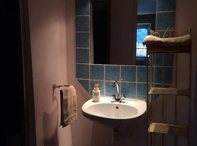 Couette-café Au Détour Du Larrech