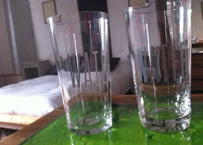 Au Détour Du Larrech Couette-café 3*